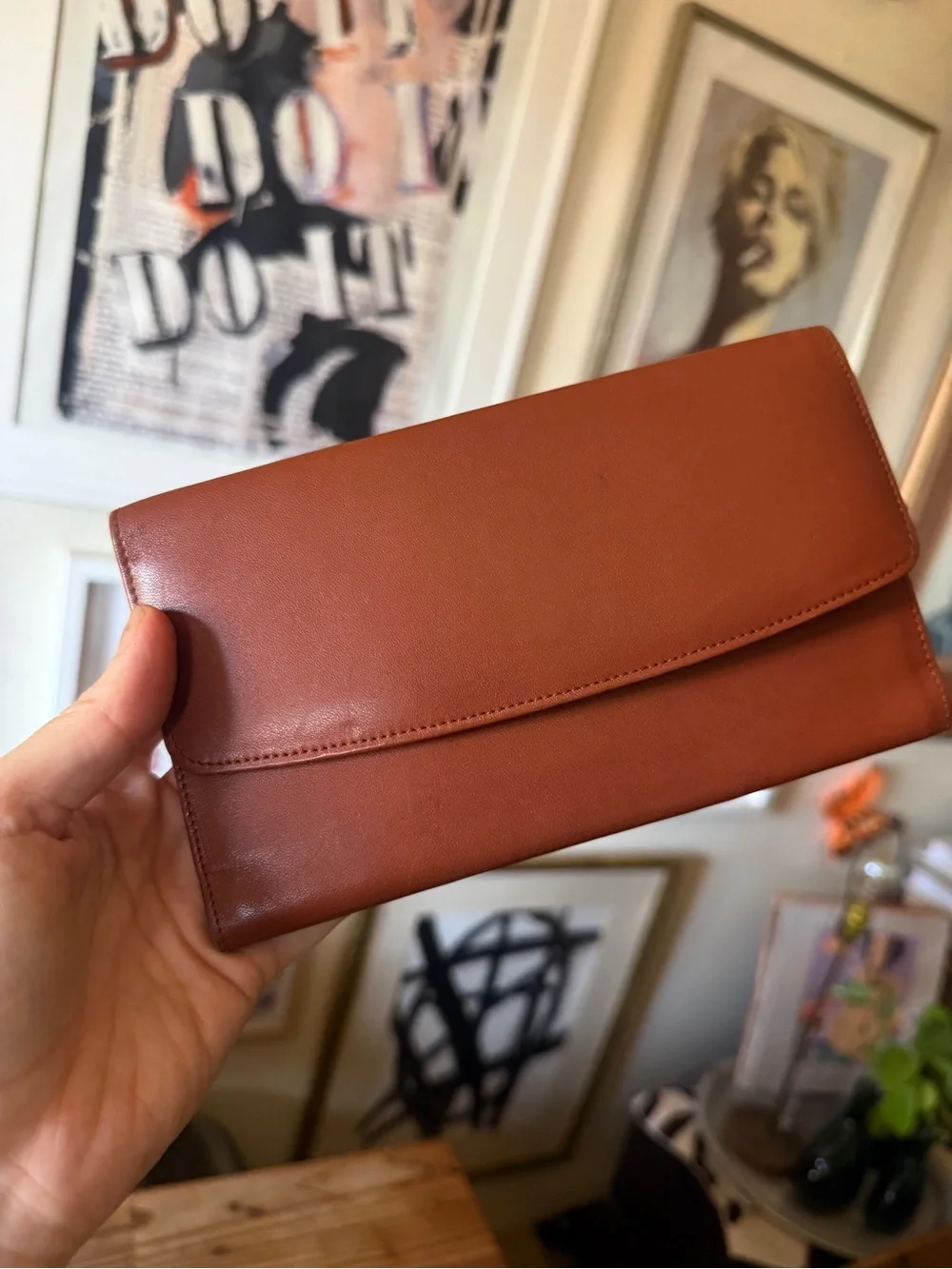 Coach Classic soft calfskin Leather Foldover Clutch Wallet - Brown tan